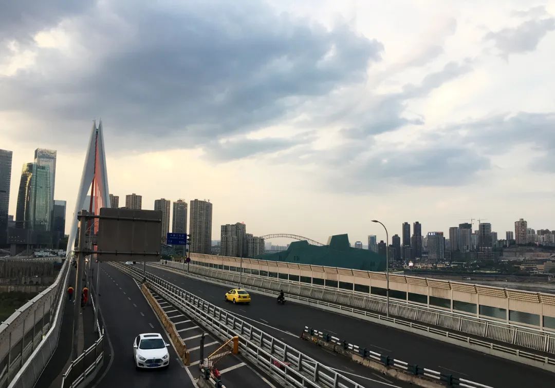 重庆首次超越这座一线城市,成为GDP“第四城”